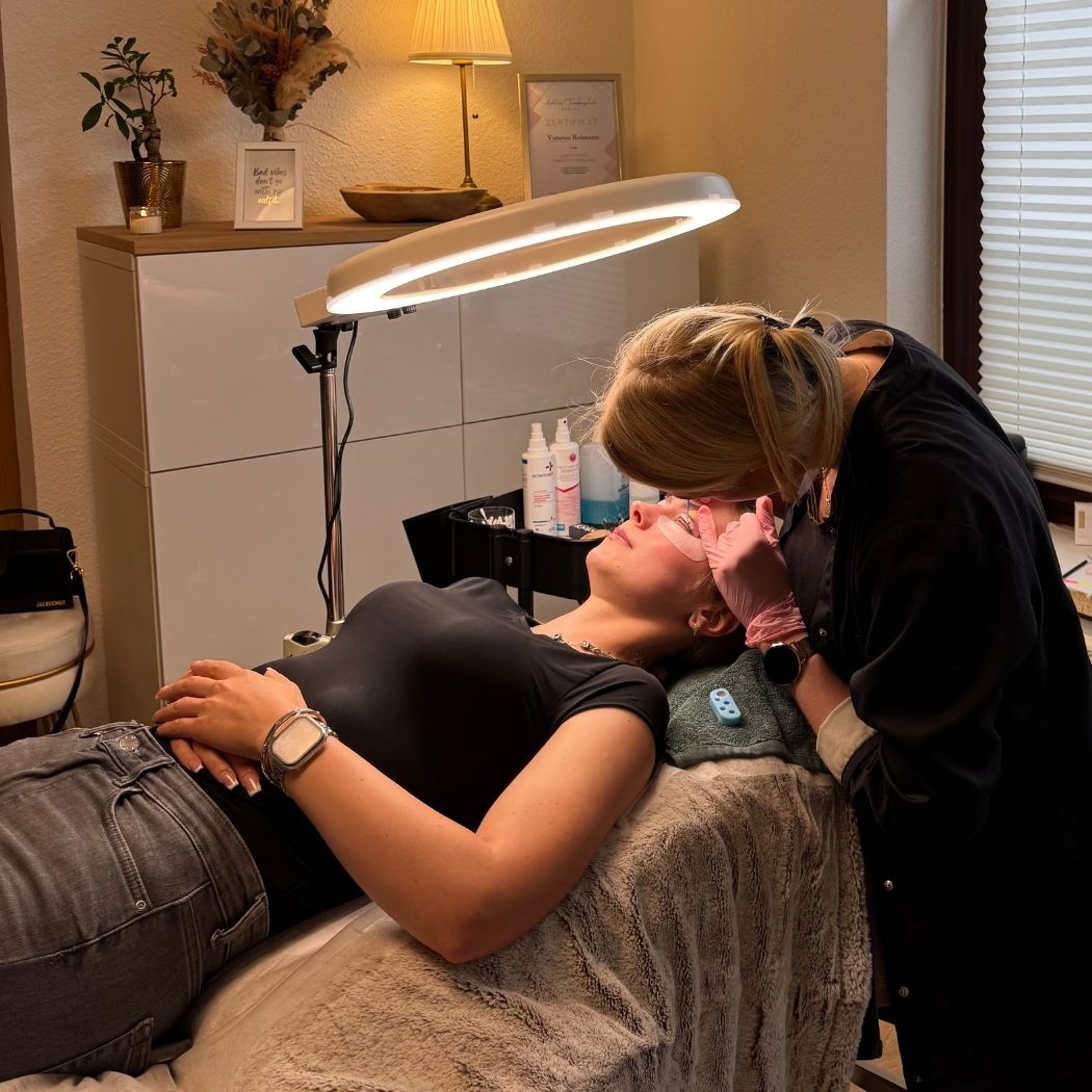 Wailua Beauty Marienhafe Korean Lashlifting, Lashlifting, Wimpern & Brauen färben/Korrektur